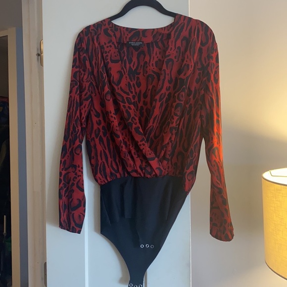 Zara Red Leopard Print Bodysuit Blouse - Picture 1 of 3